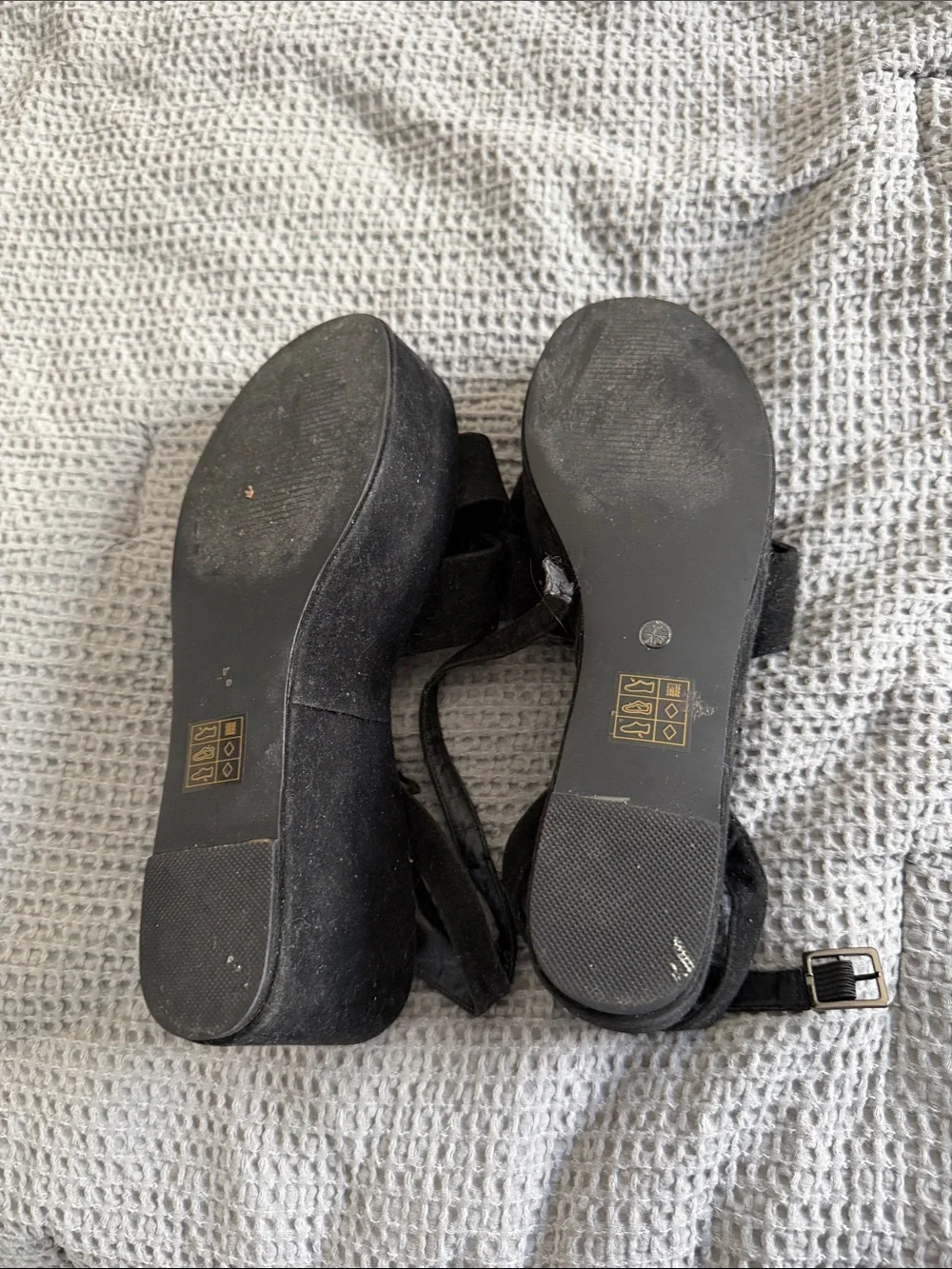Women's Black Platform Mary Jane Heels